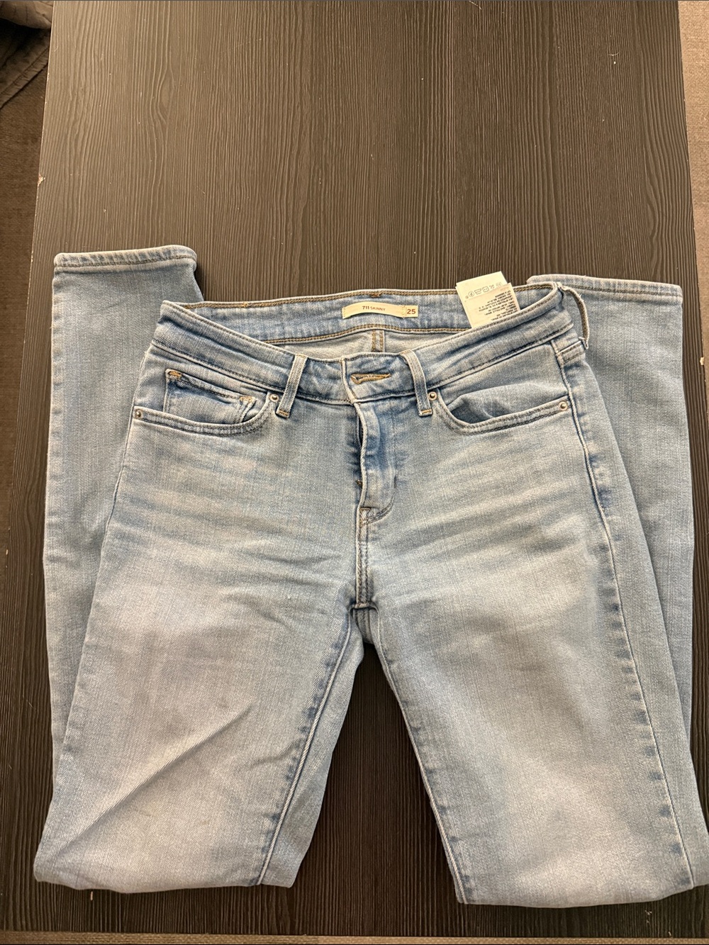 Levi’s 711 Skinny jeans
